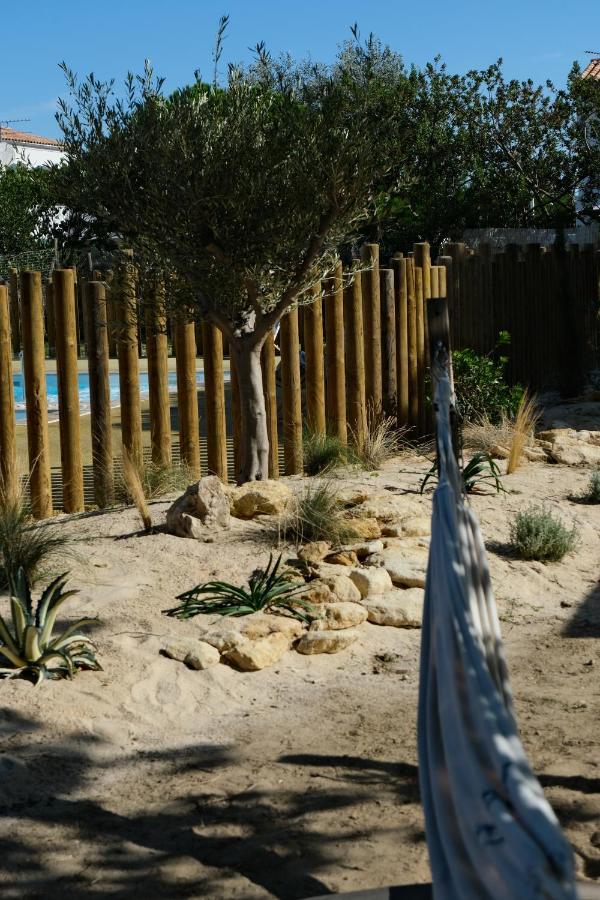 Camping La Pree Les Portes-en-Re Dış mekan fotoğraf