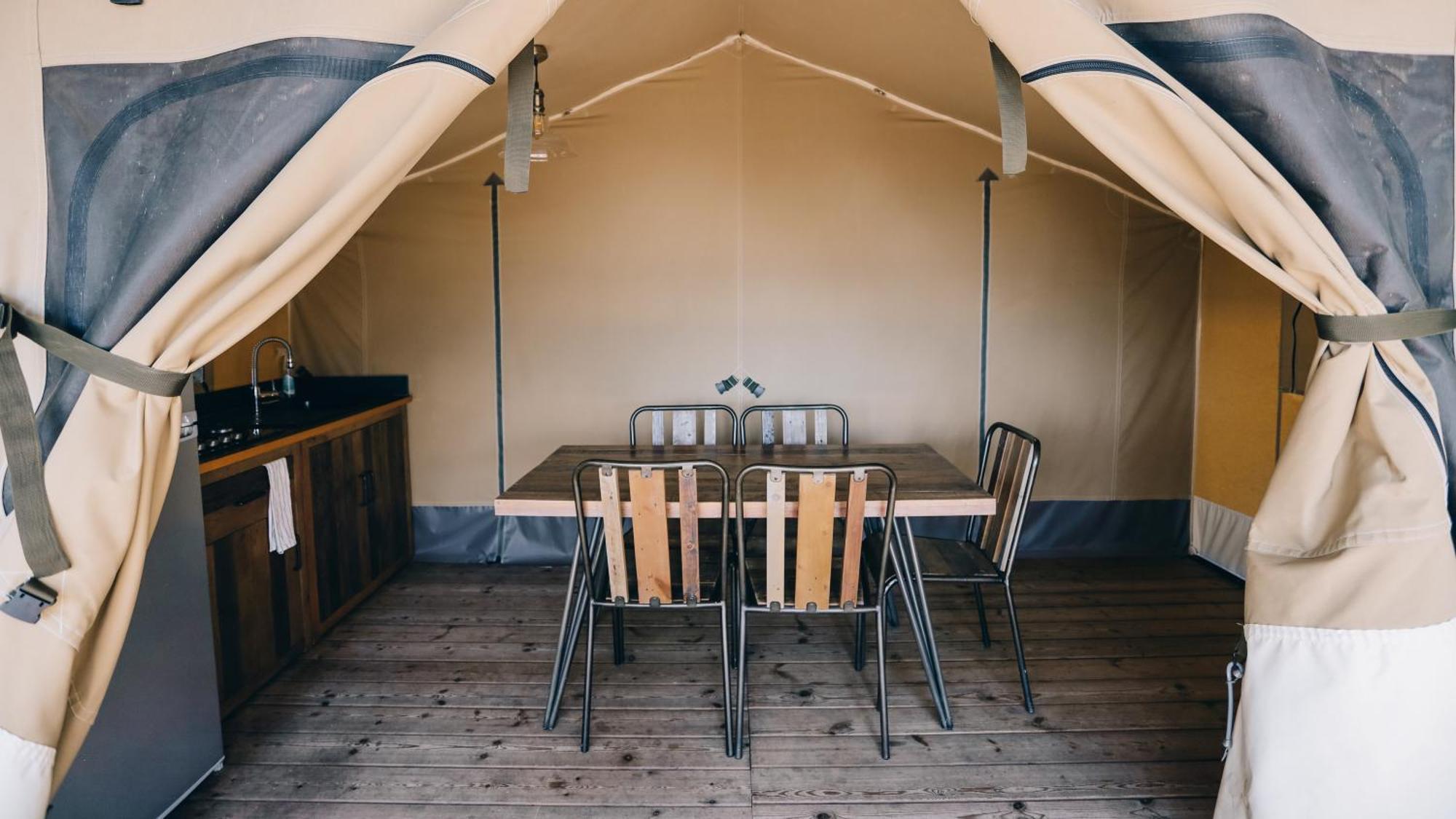 Camping La Pree Les Portes-en-Re Oda fotoğraf